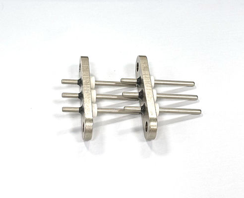 Qualität  IATF Hermetic Single Seal Terminals Electroless Nickel Plated Rated Current 30A usine