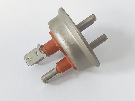 4J28 Kühlschrankkompressorterminals mit Umspannung von 200V bis 400V mit Nennstrom von 20A bis 30A