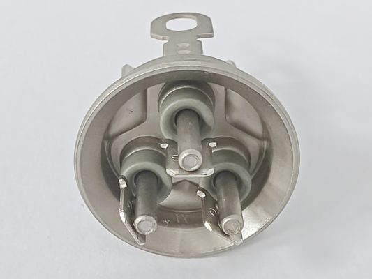 Temperaturkühlschrankkompressor Endgeräte 4J28 Pin 200-400V Spannung Nickel beschichtet für Energieeffizienz