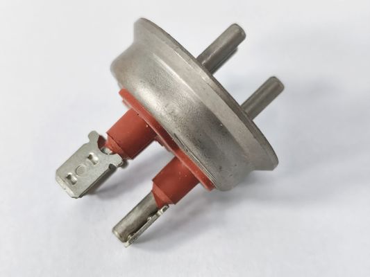 4J28 Kühlschrankkompressorterminals mit Umspannung von 200V bis 400V mit Nennstrom von 20A bis 30A
