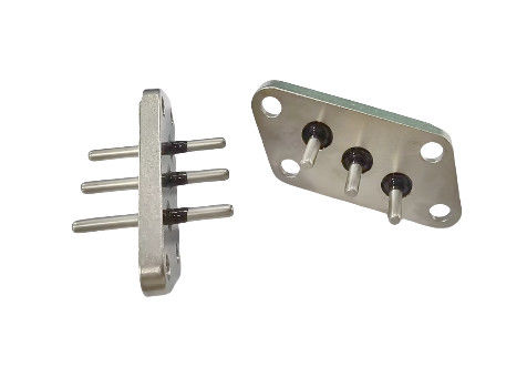36 mm Stahl-Stift-Dichtungsterminal für Energiefahrzeugkompressor Betriebstemperaturbereich -40°C bis 150°C Maximalbetriebsstrom 30A