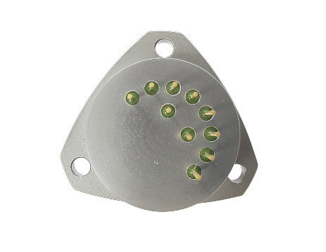 8 Millimeter lange Stahlnadel aus 321 Edelstahl mit vergoldeter Oberfläche für einen 10-Kern-Konnektor.